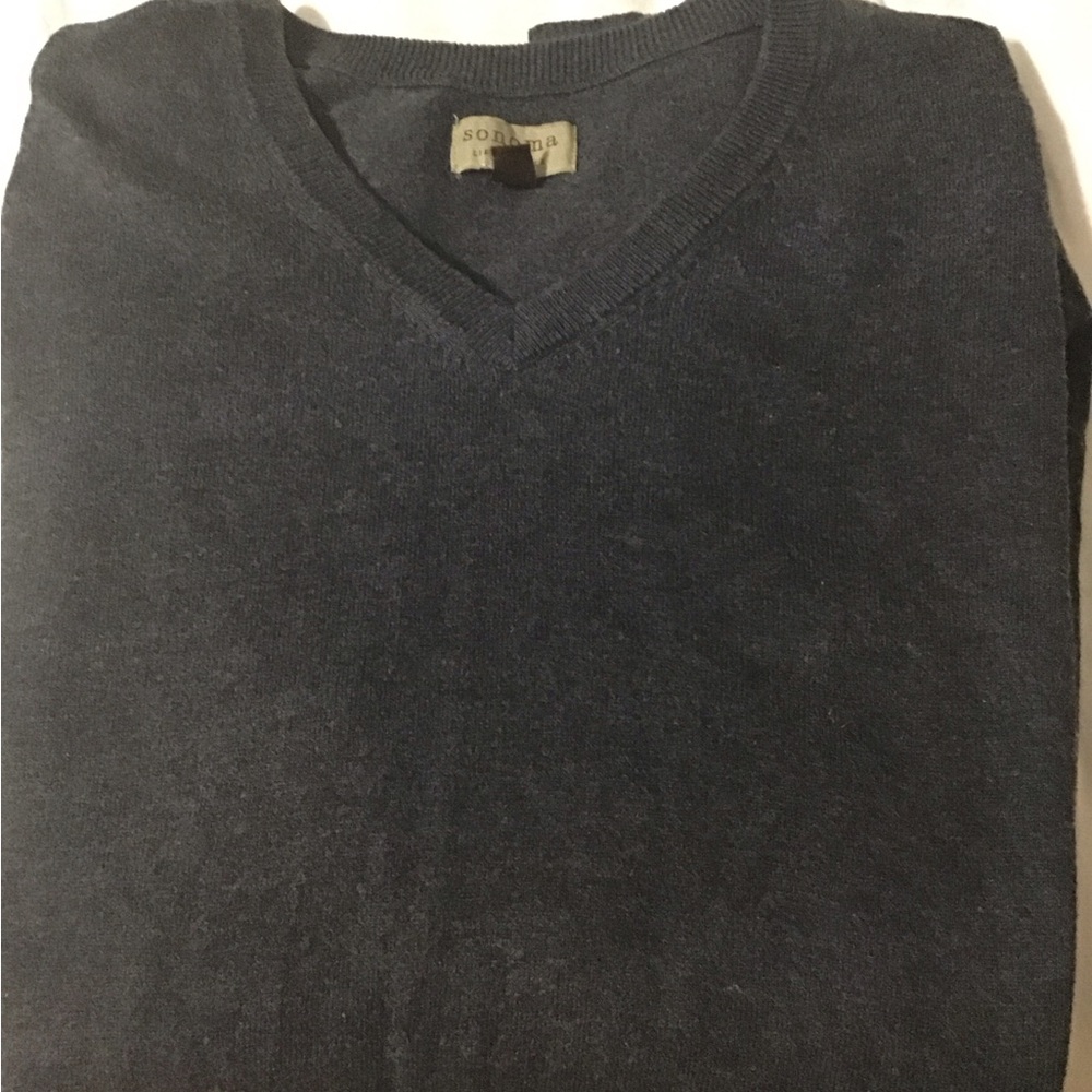 Sonoma Men's size XL v neck lightweight sweater